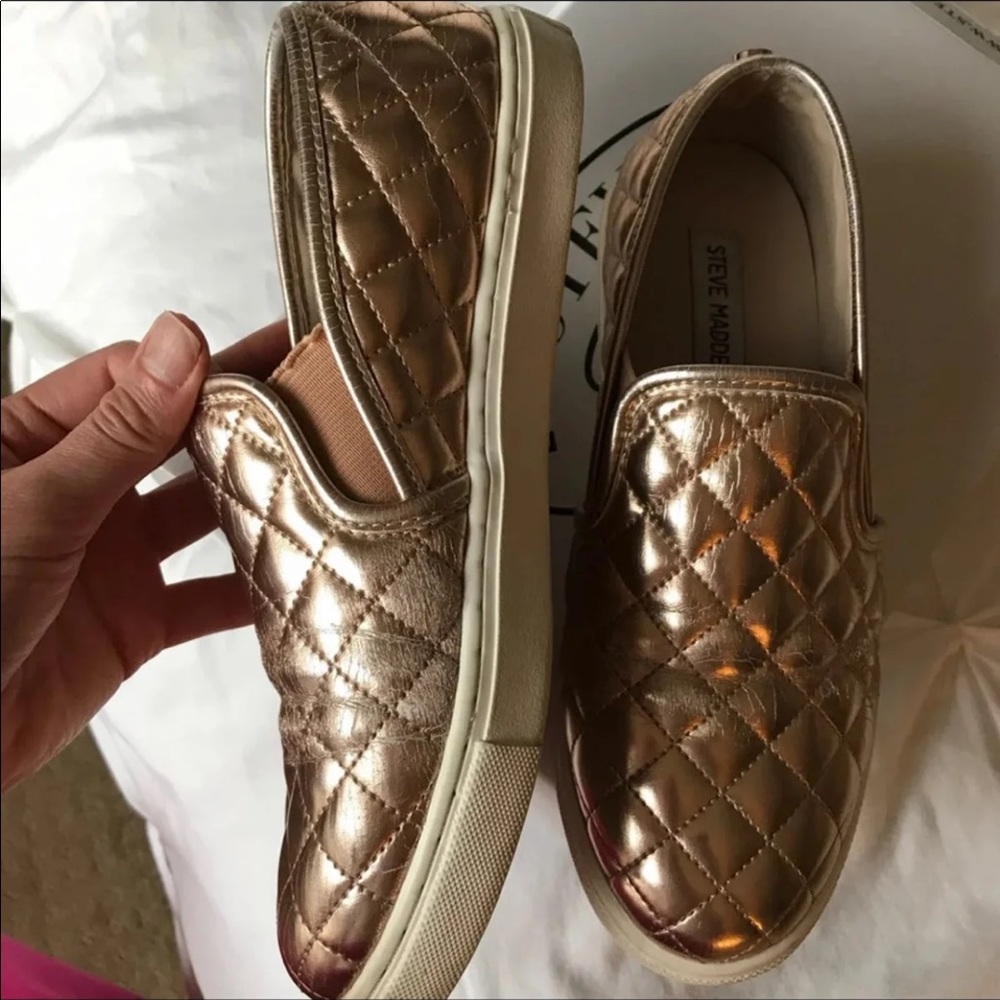Rose Gold STEVE MADDEN Slip Ons Sz 7.5